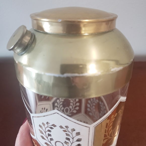 Glass Cocktail Shaker - Picture 3 of 5